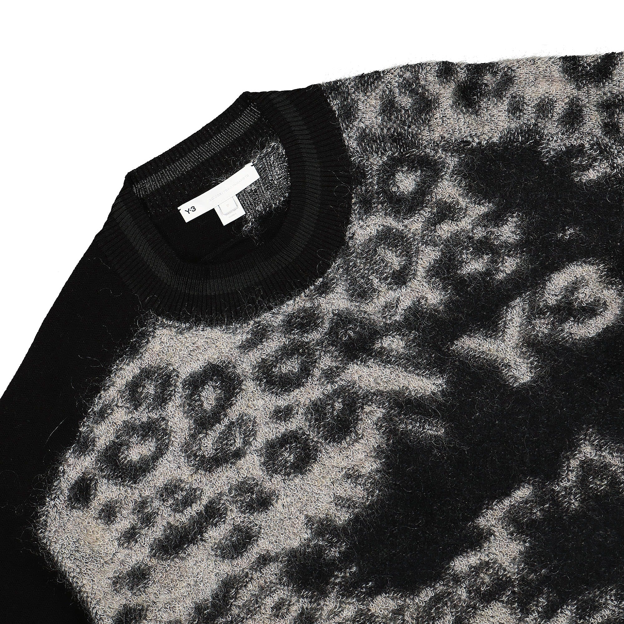 Y-3 U 3 Stripes Knit Crew Sweater Black / White Sweatshirts Close-up | Overkill