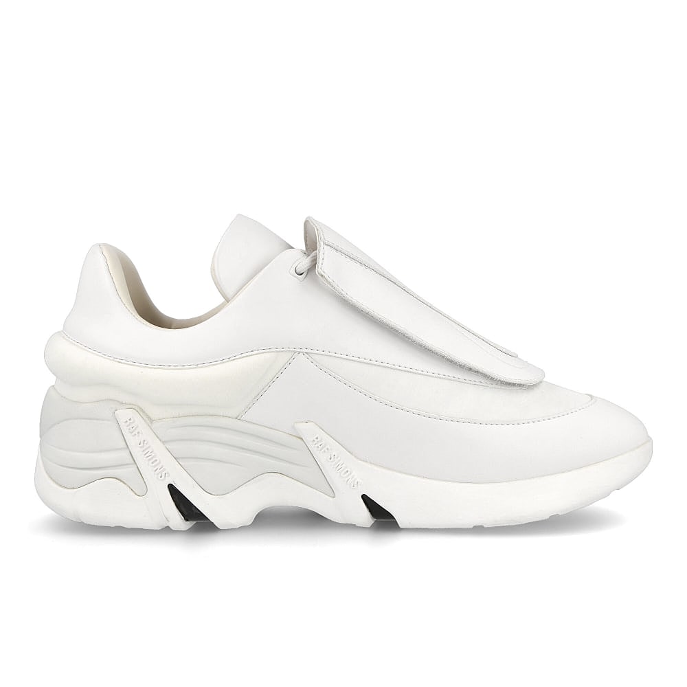 Raf Simons antei White Material | Overkill