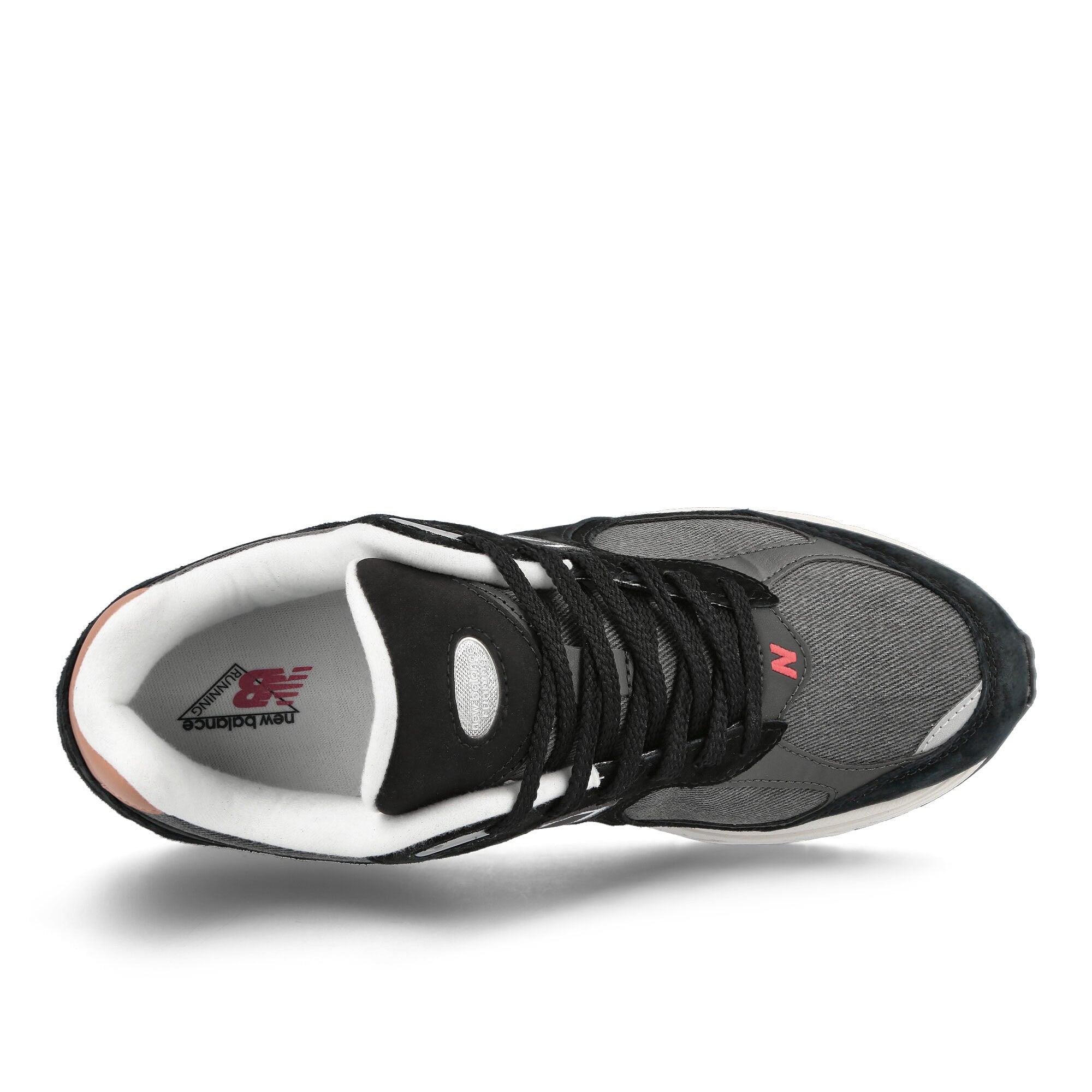 New Balance M2002REB Black-White Low Top Sneakers Detailfoto | Overkill