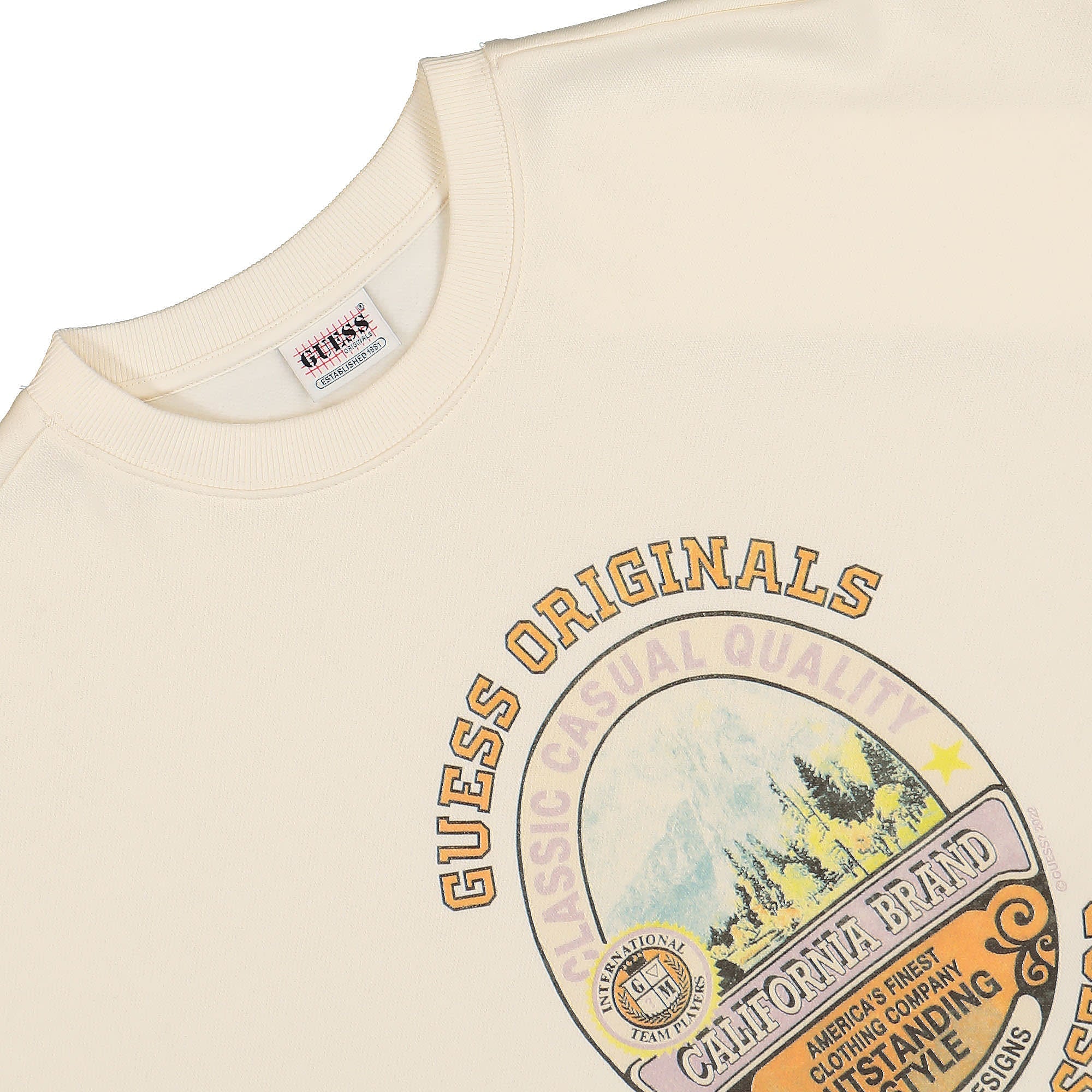 GUESS Originals Go Classic Crewneck Sandy Shore Sweatshirts Close-up | Overkill