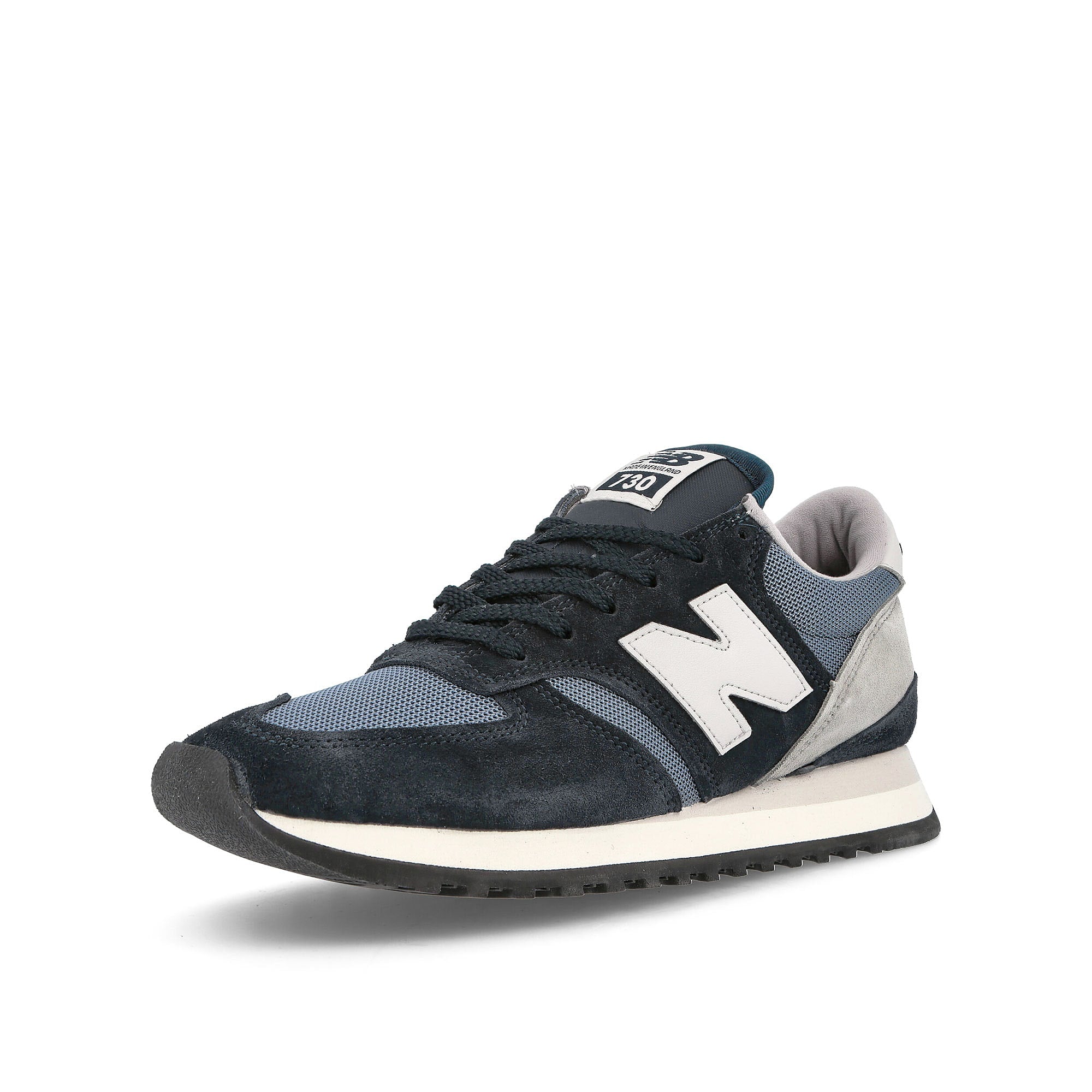 New Balance m730nng Navy Low Top Sneakers Close Up | Overkill
