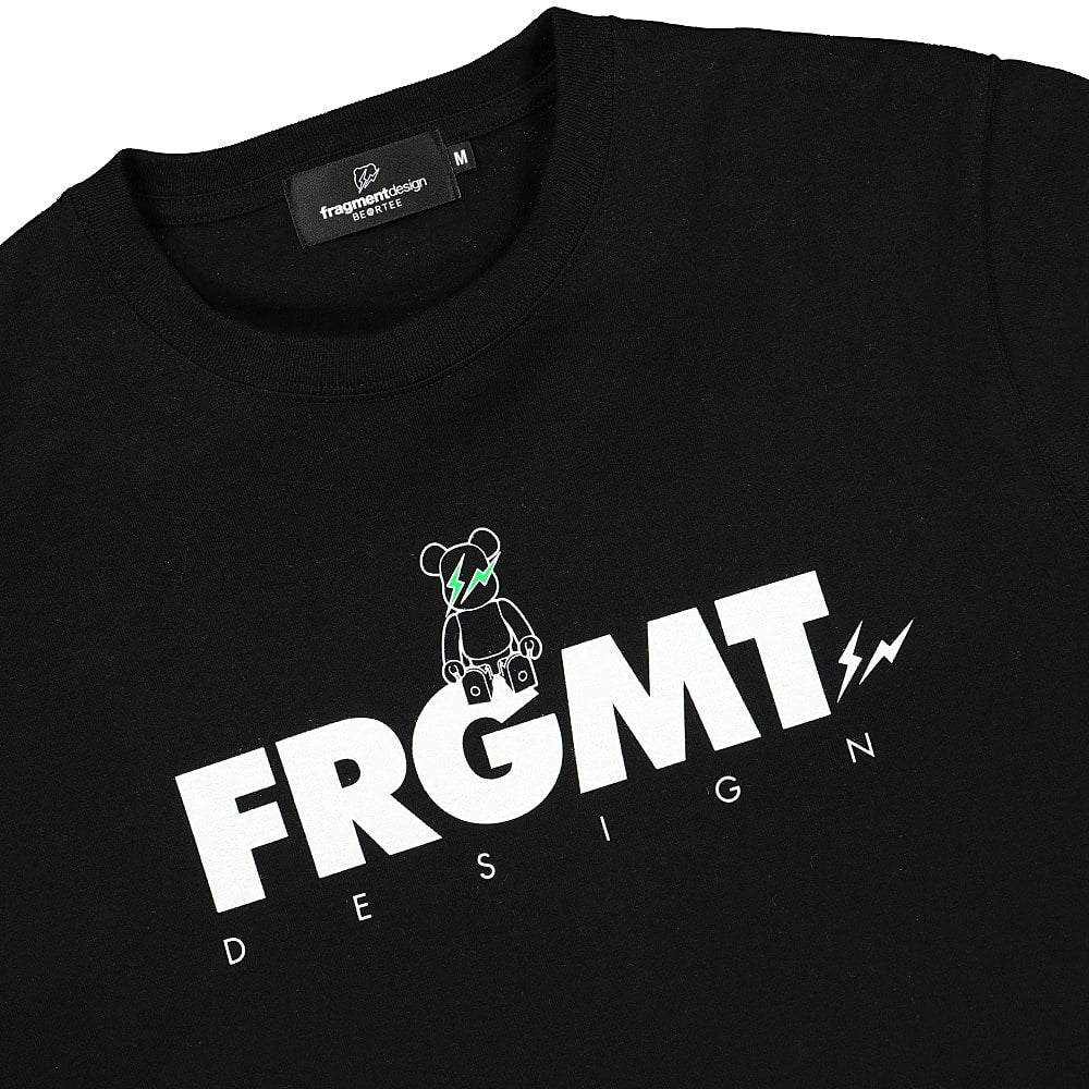 Medicom Be@Rtee Black T-Shirts Close-up | Overkill