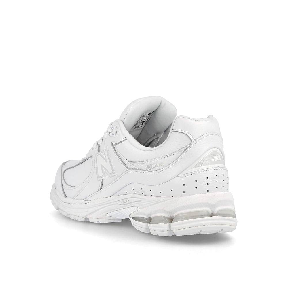 New Balance ml 2002 ri White Close-up | Overkill