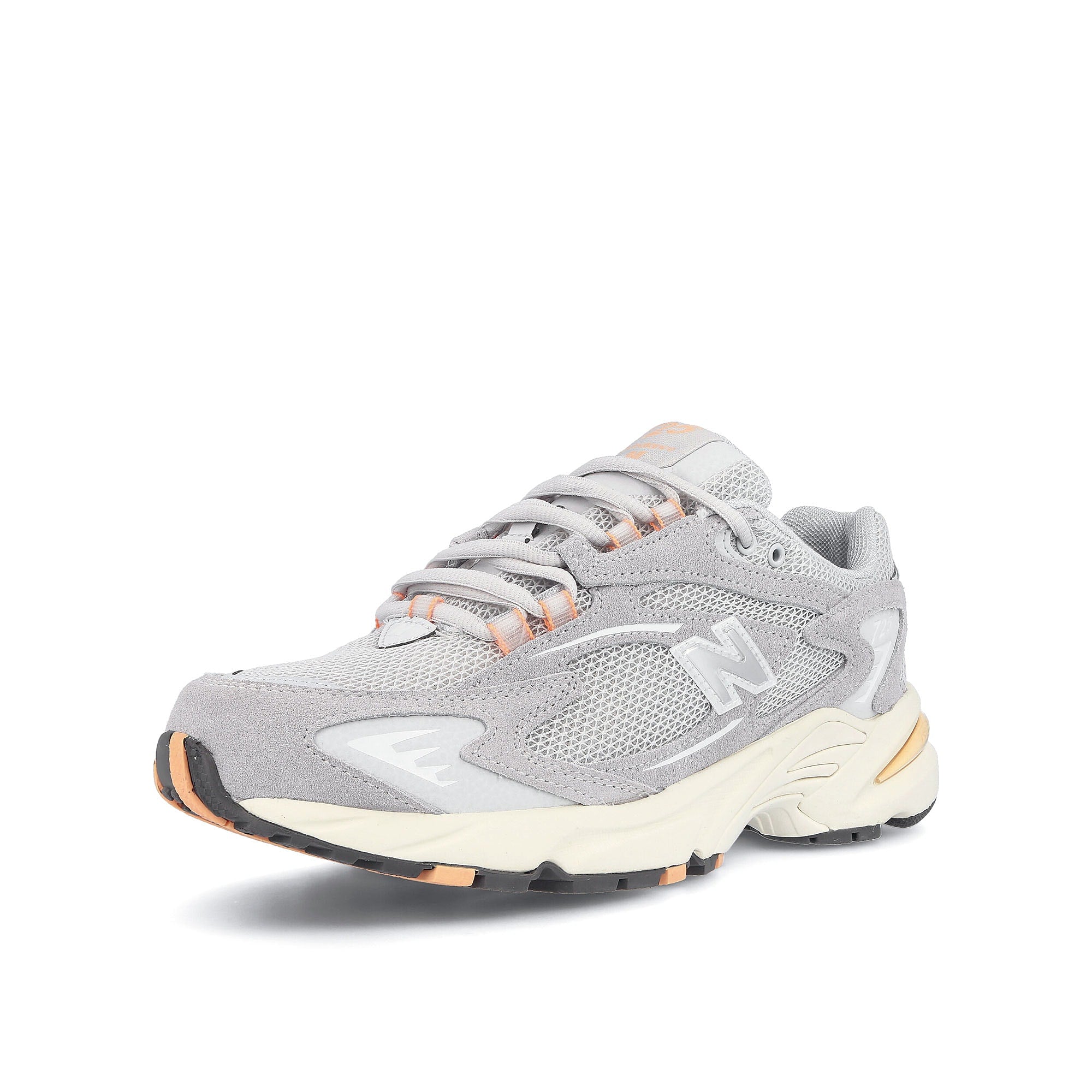 New Balance ml 725 i Grey Sneakers Close Up | Overkill