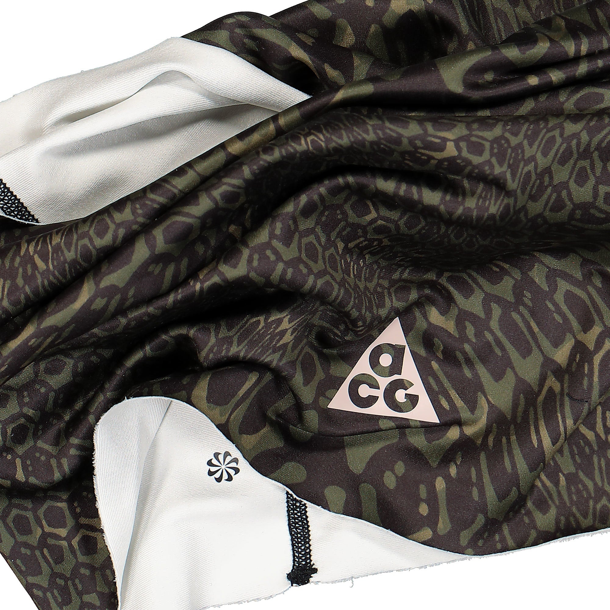 Nike ACG Dri-Fit Neck Wrap Green / Black / Brown Scarves Close-up | Overkill