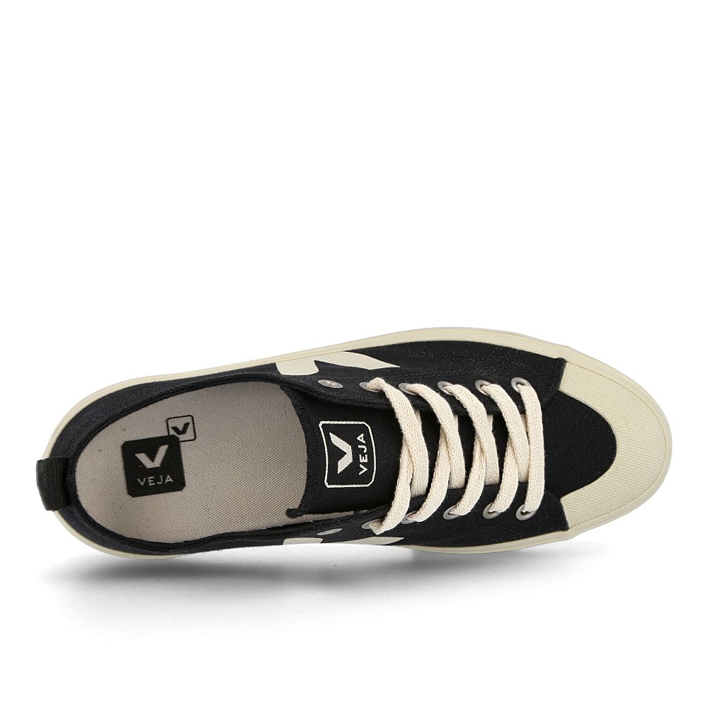 Veja wmns nova canvas Black Pierre Detail view 1 | Overkill
