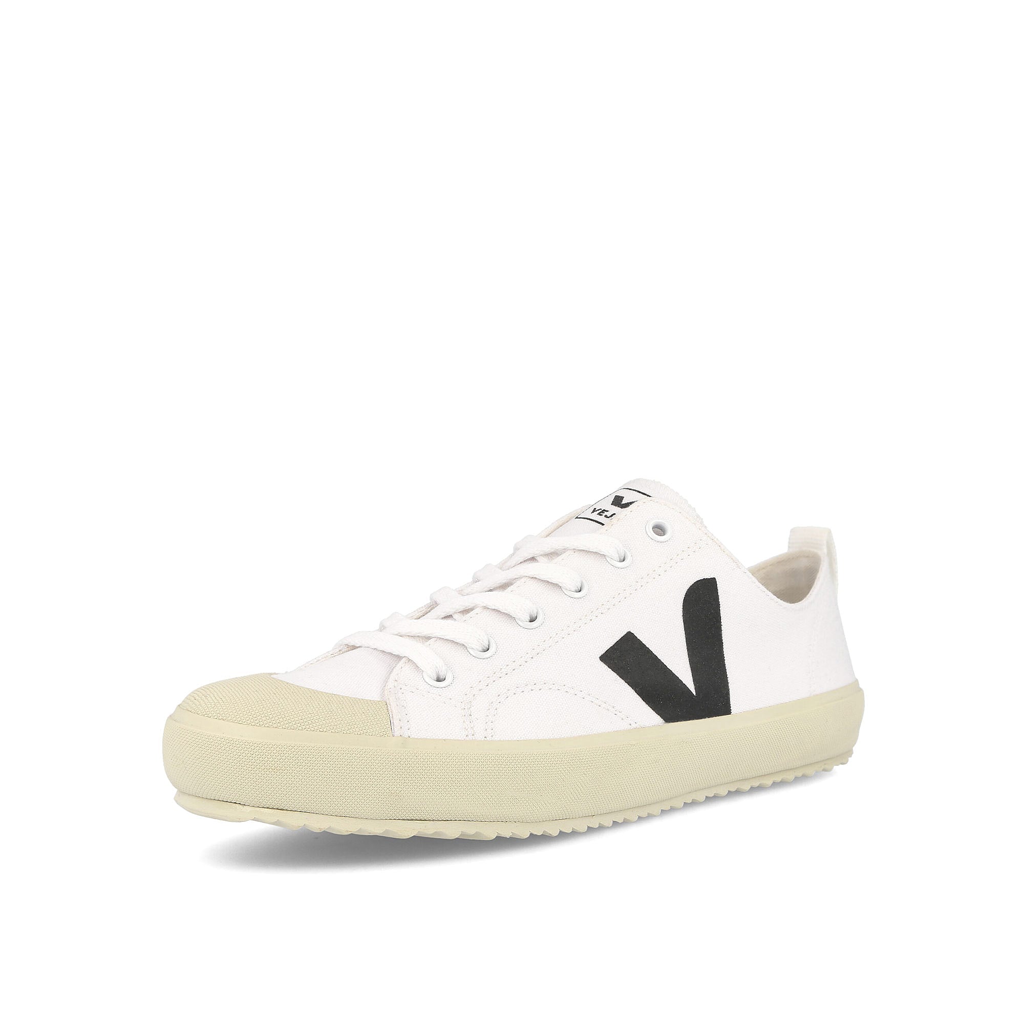 Veja wmns nova canvas White-Black Low Top Sneakers Close Up | Overkill