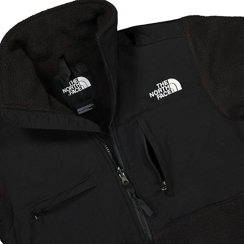 The North Face Denali 2 Jacket Black Fleece Jackets Close-up | Overkill