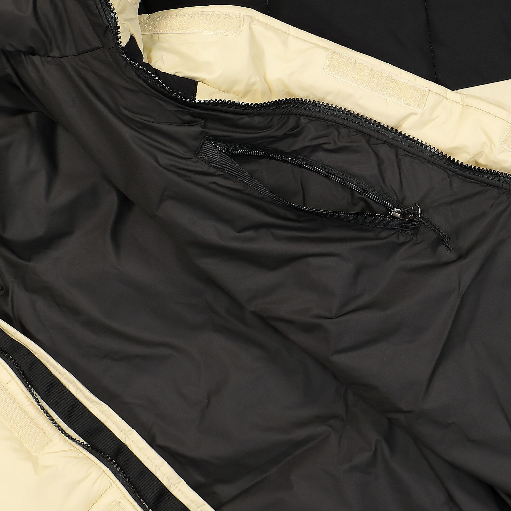 The North Face Himalayan Insulated Parka Gravel Parkas Detail view 1 | Overkill