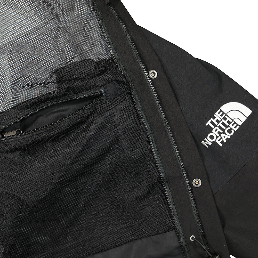 The North Face 94 Retro Mountain Light Futurelight Jacket Black Jackets Detail view 1 | Overkill