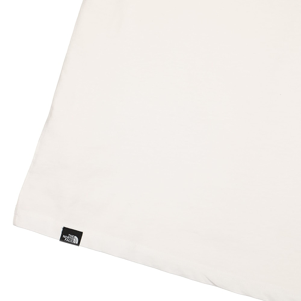 The North Face Fine Alpine Equipment Tee White T-Shirts Detailfoto | Overkill