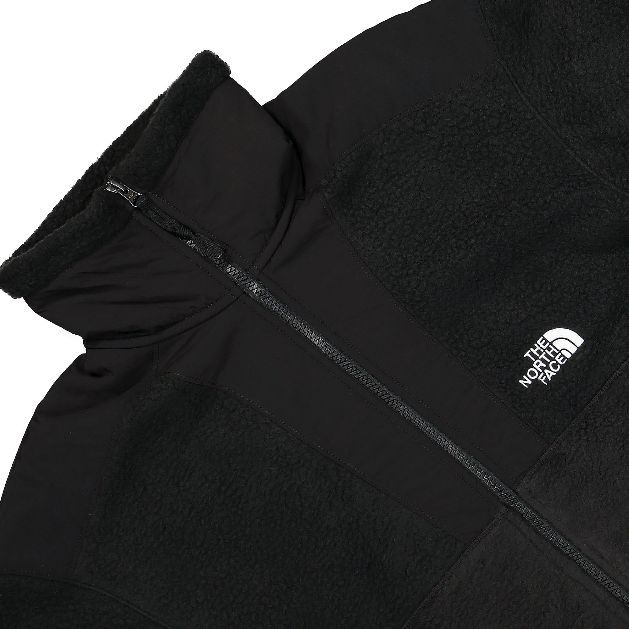 The North Face W 94 High Pile Denali Jacket Black Jackets Close-up | Overkill