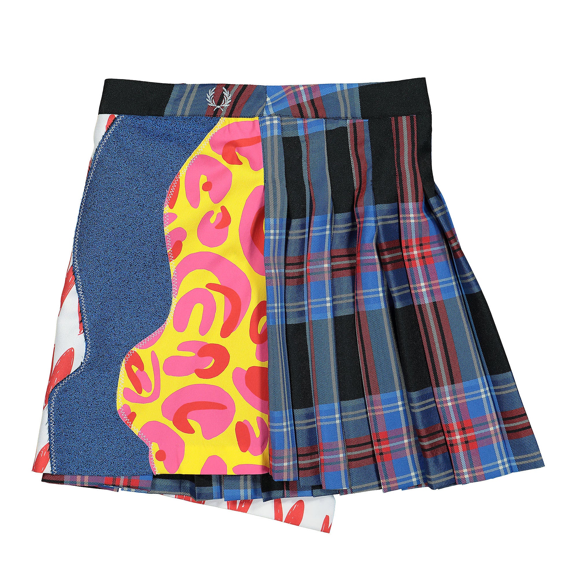 Fred Perry Charles Jeffrey LOVERBOY x Fred Perry Tartan Patch Kilt Tartan Sweatshirts Close-up | Overkill