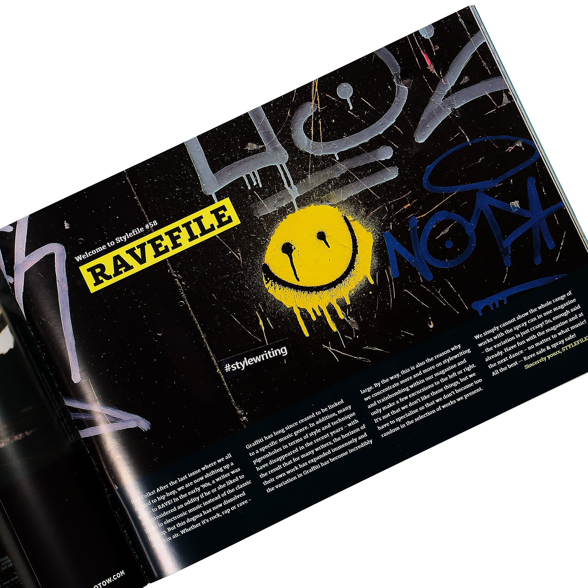 Stylefile Magazin #58 - Ravefile Multicolored Magazines Close-up | Overkill