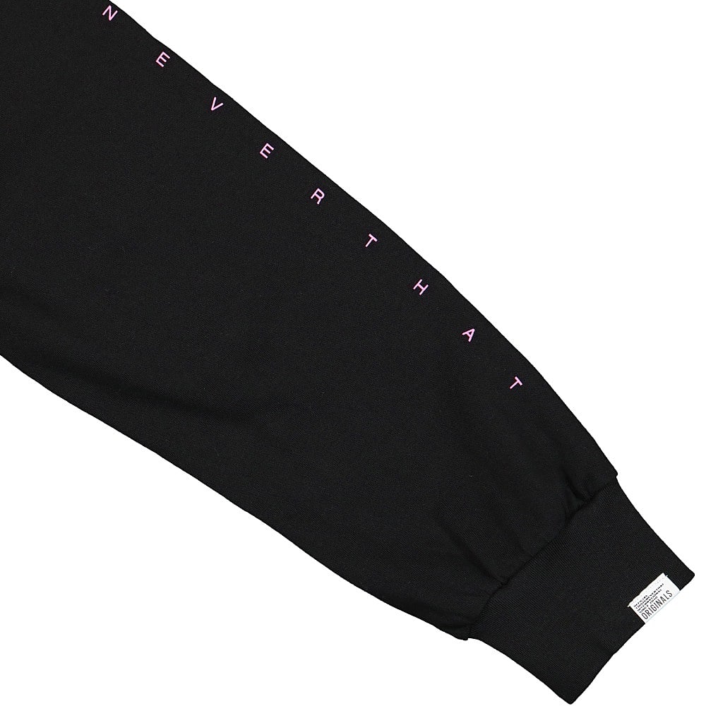 thisisneverthat INTL. Logo Longsleeve Top Black Longsleeves Detailfoto | Overkill