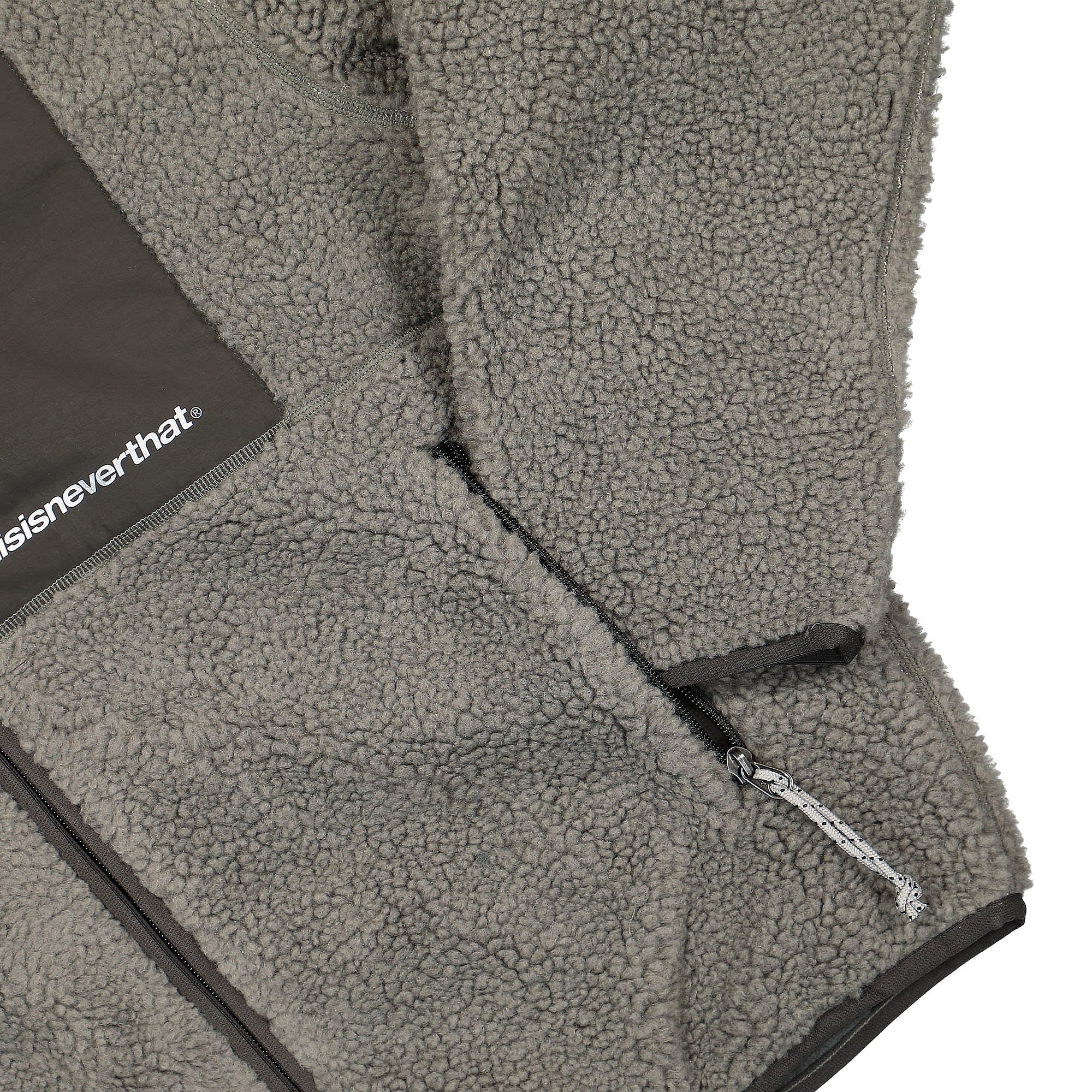 thisisneverthat SP Sherpa Fleece Jacket Charcoal Fleece Jackets Detailfoto | Overkill