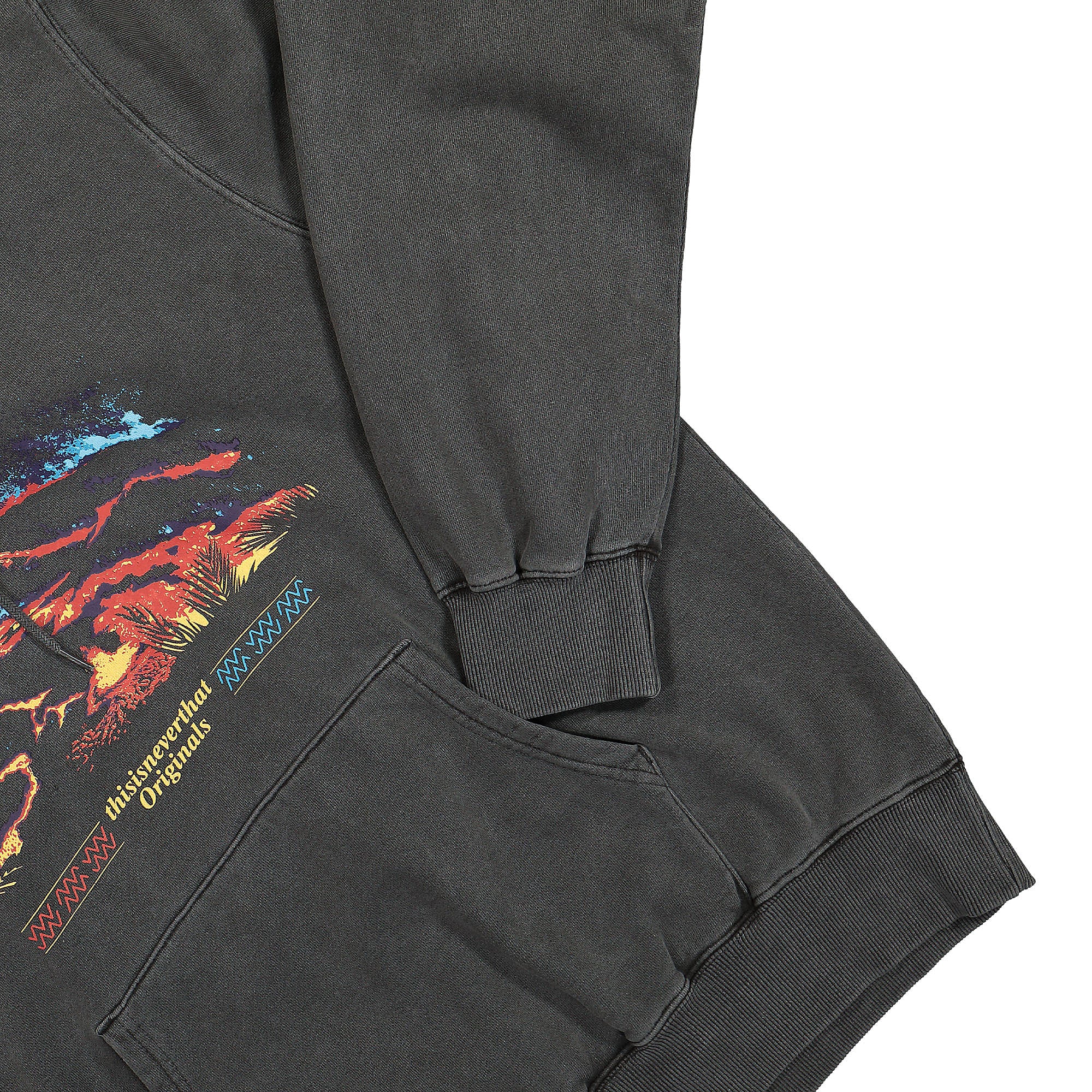 thisisneverthat Volcano Hoodie Charcoal Hoodies Detailfoto | Overkill