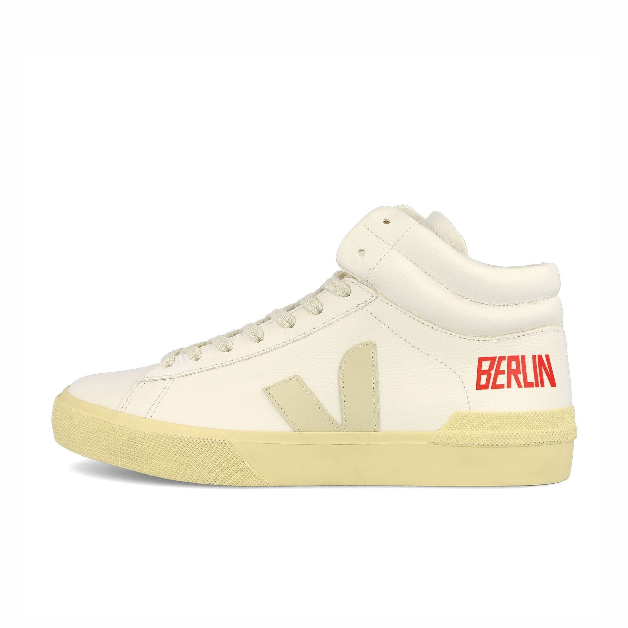 Veja Berlin x Veja Wmns Minotaur Chromefree Leather White Sneakers TR0503207A | Overkill