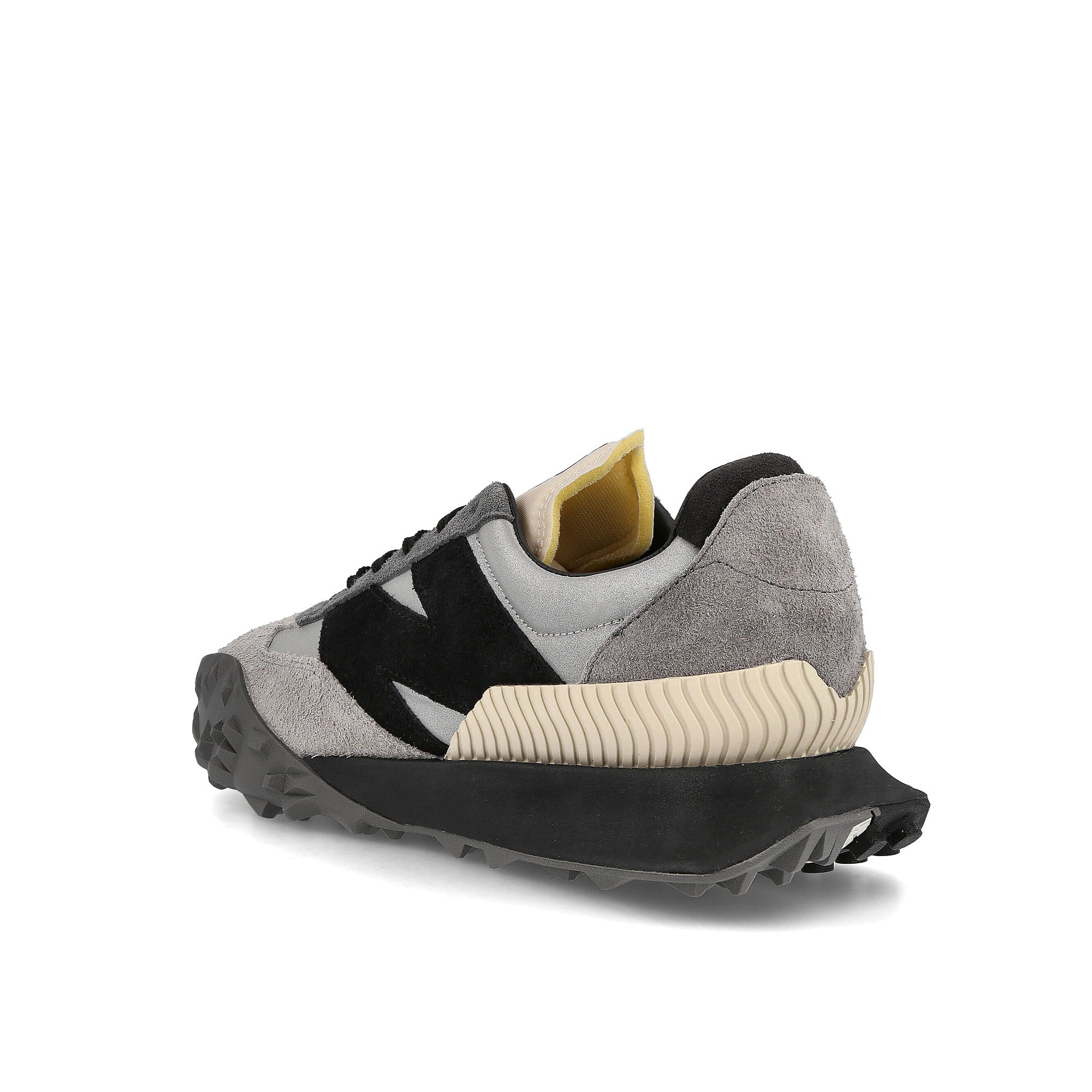 New Balance u xc-72 aa1 Grey / Black Close-up | Overkill