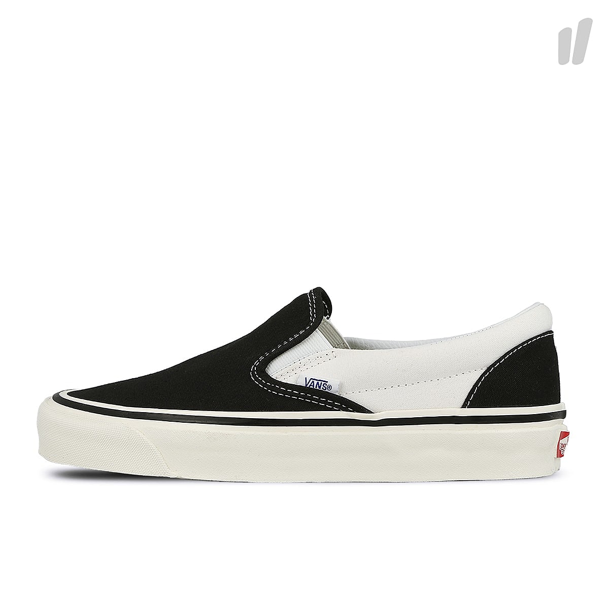 Vans classic slip-on 98 dx Black / White Sneakers JEXQF6 | Overkill