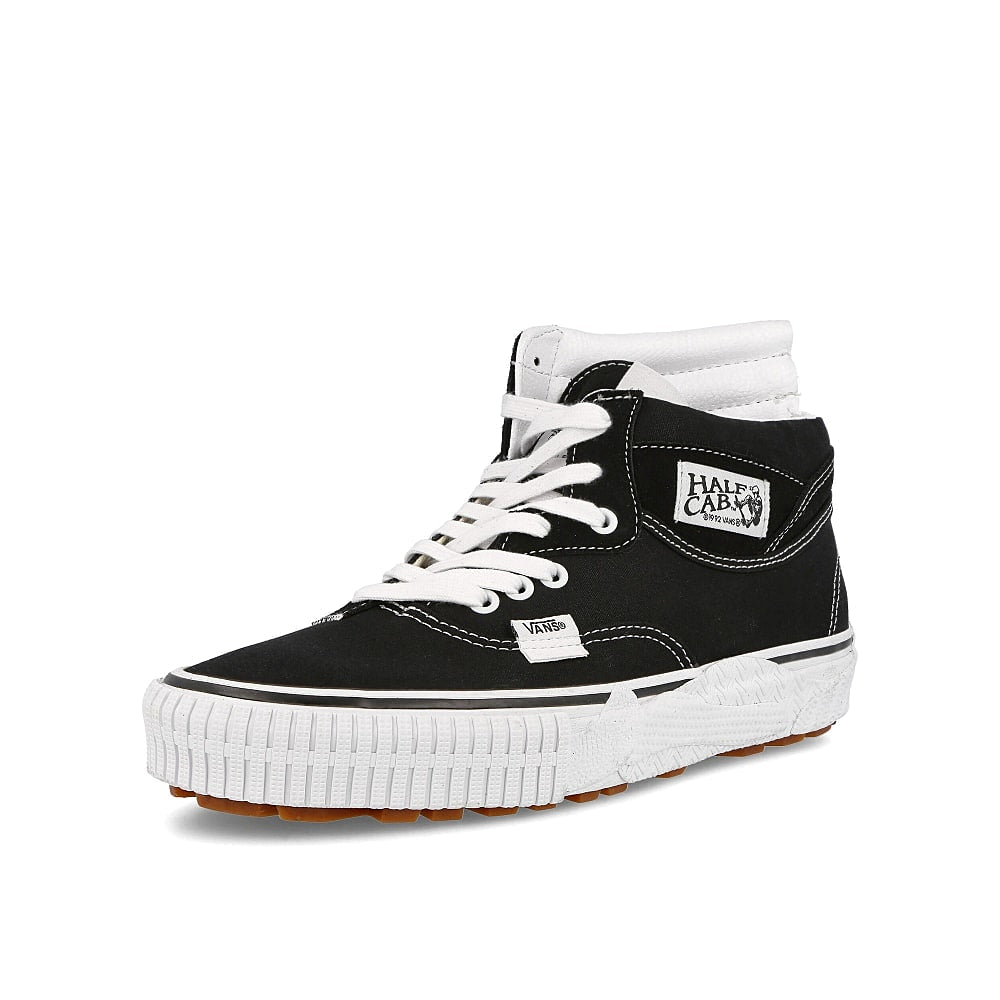 Vans cap mash hi lx Black-White High Top Sneakers Close Up | Overkill