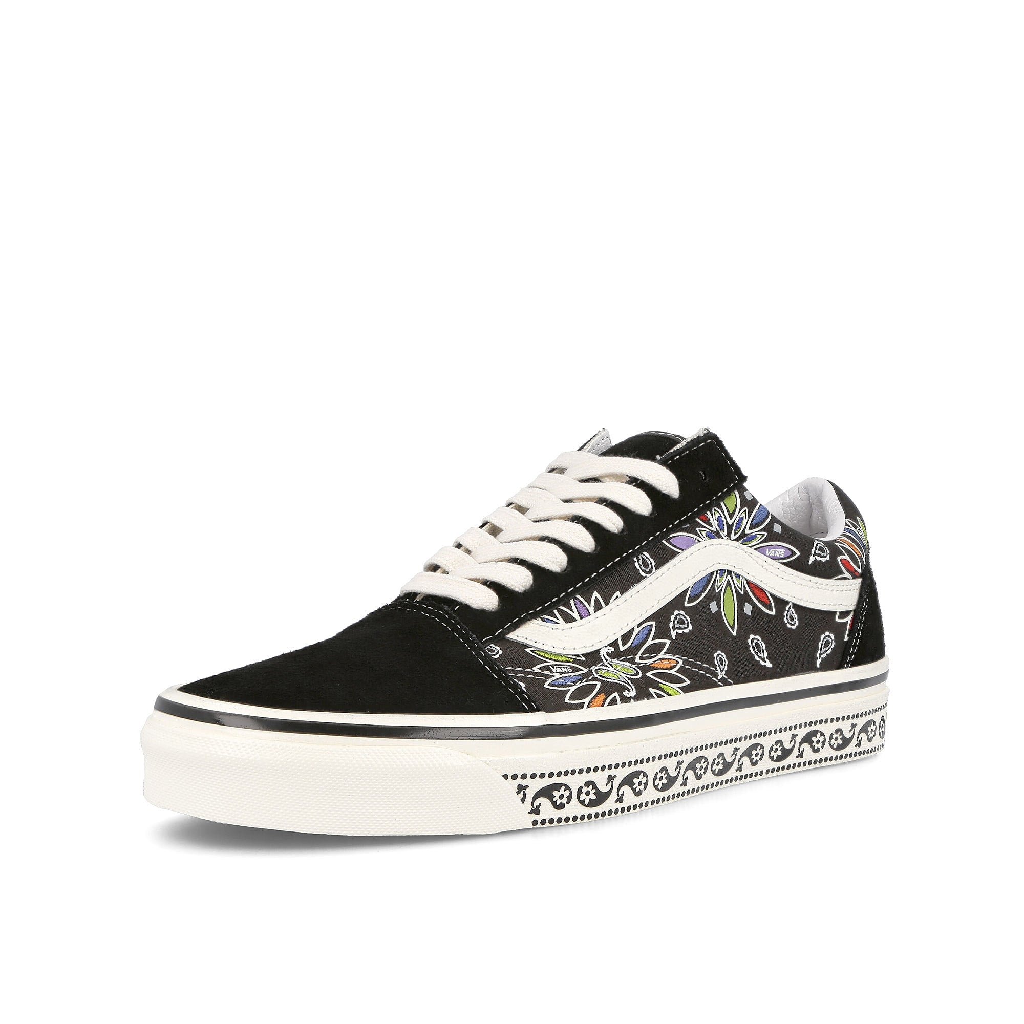 Vans old skool 36 dx Black-White Low Top Sneakers Close Up | Overkill
