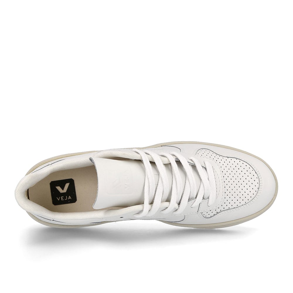 Veja v-10 leather Extra White Detail view 1 | Overkill