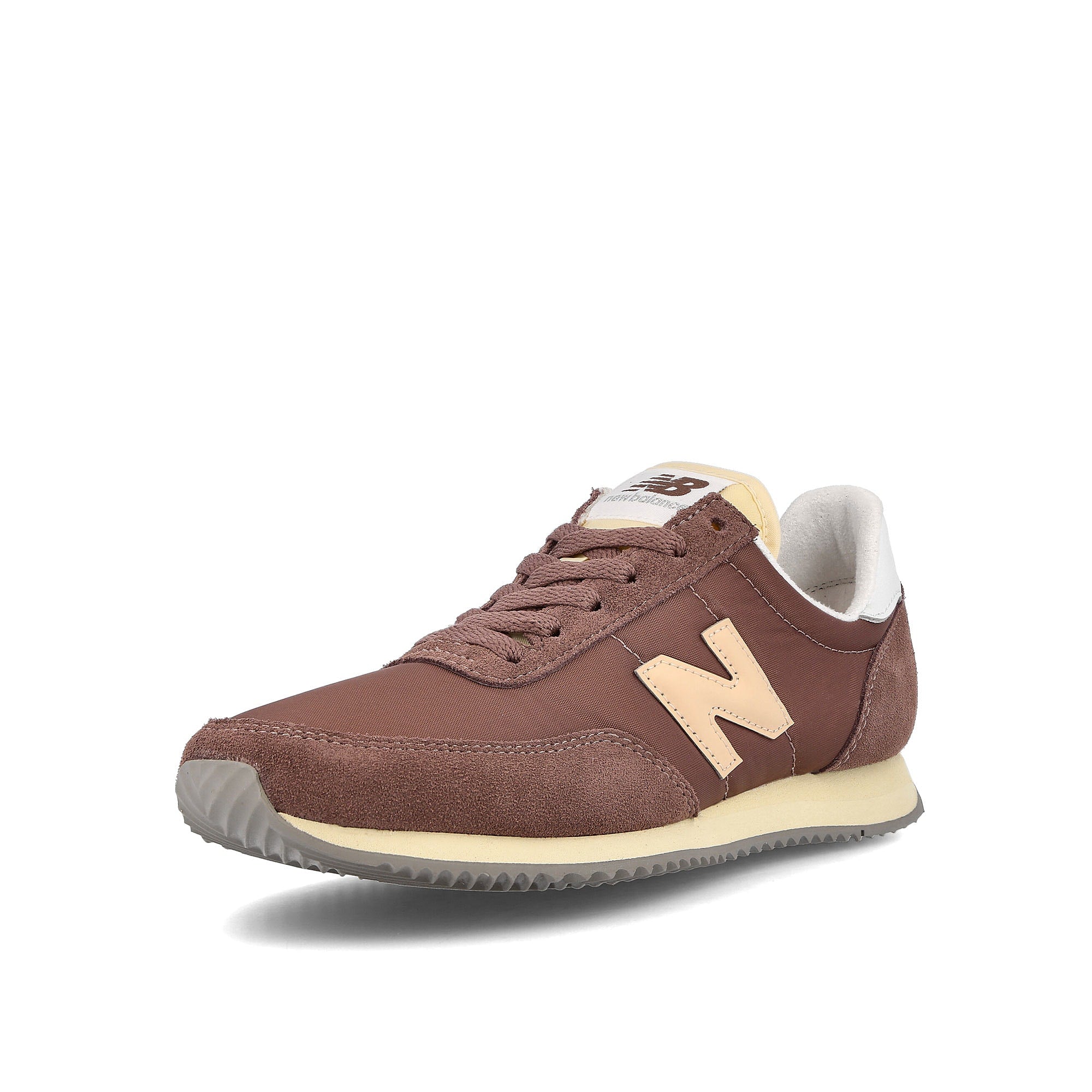 New Balance wl 720 cf1 Purple Sneakers Close Up | Overkill