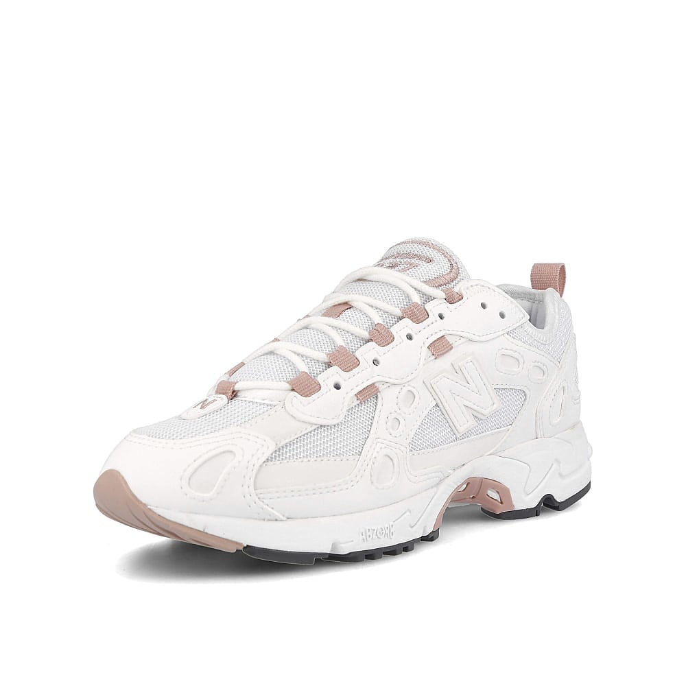 New Balance wl 827 bbc White Sneakers Close Up | Overkill