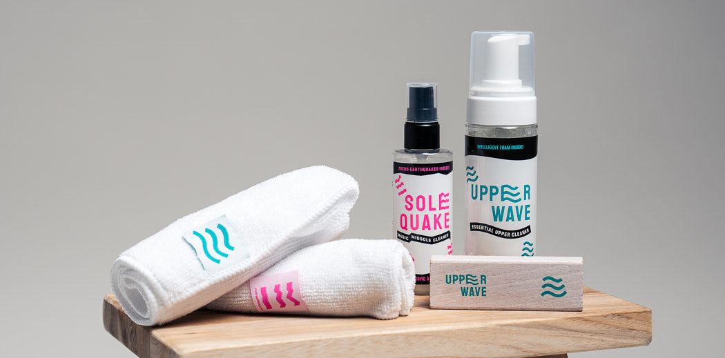 Bama Urban Elements white towel, spray bottle, soap bottle