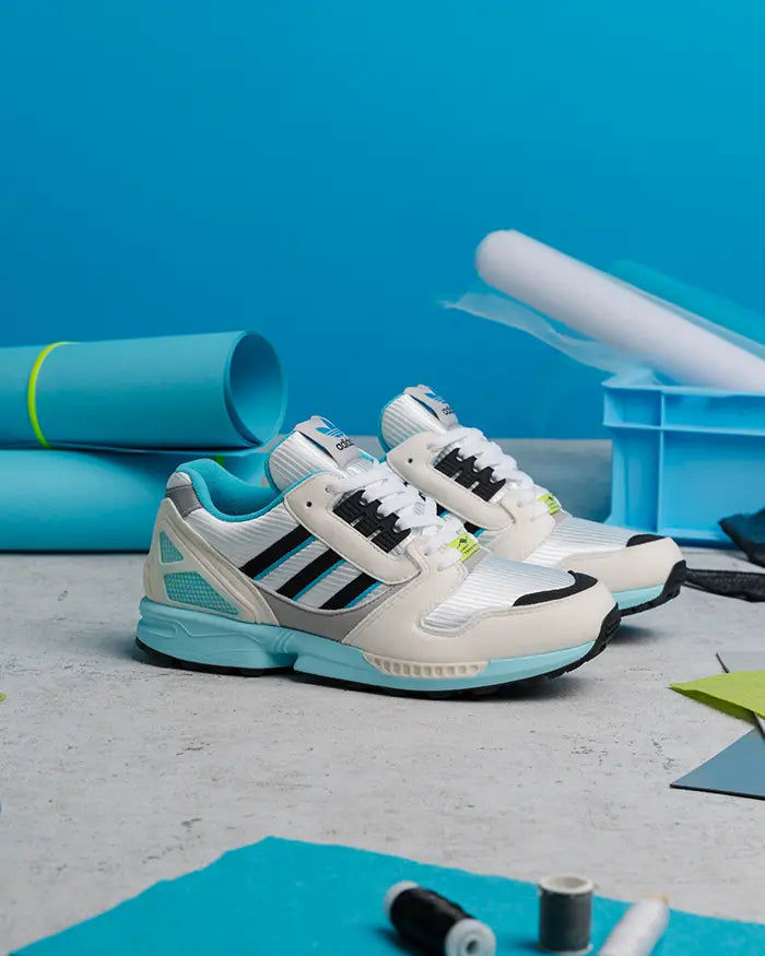 参考画像 adidas ZX 8000 