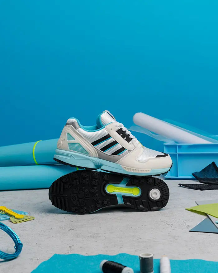☆A出品☆ adidas ZX 8000 