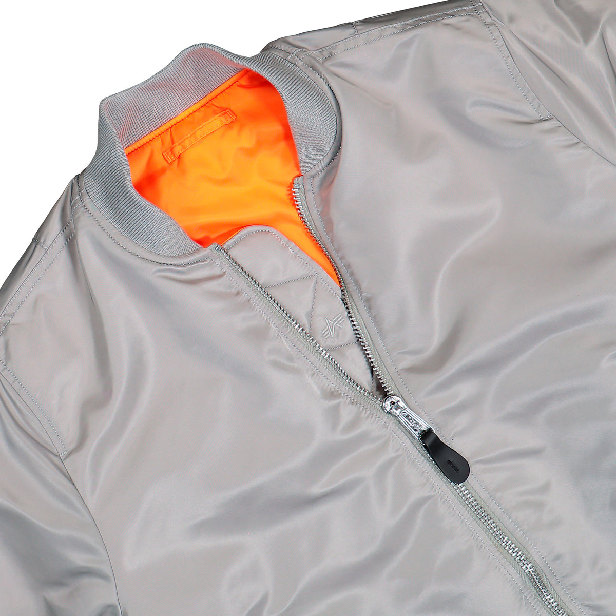 Alpha Industries MA-1 Heritage Bomber Jacket Silver Bomber Jacket 100101-31 Detailfoto | Overkill
