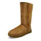 UGG  W Classic Tall II Chestnut Boots 1016224-CHE Close-up | Overkill

