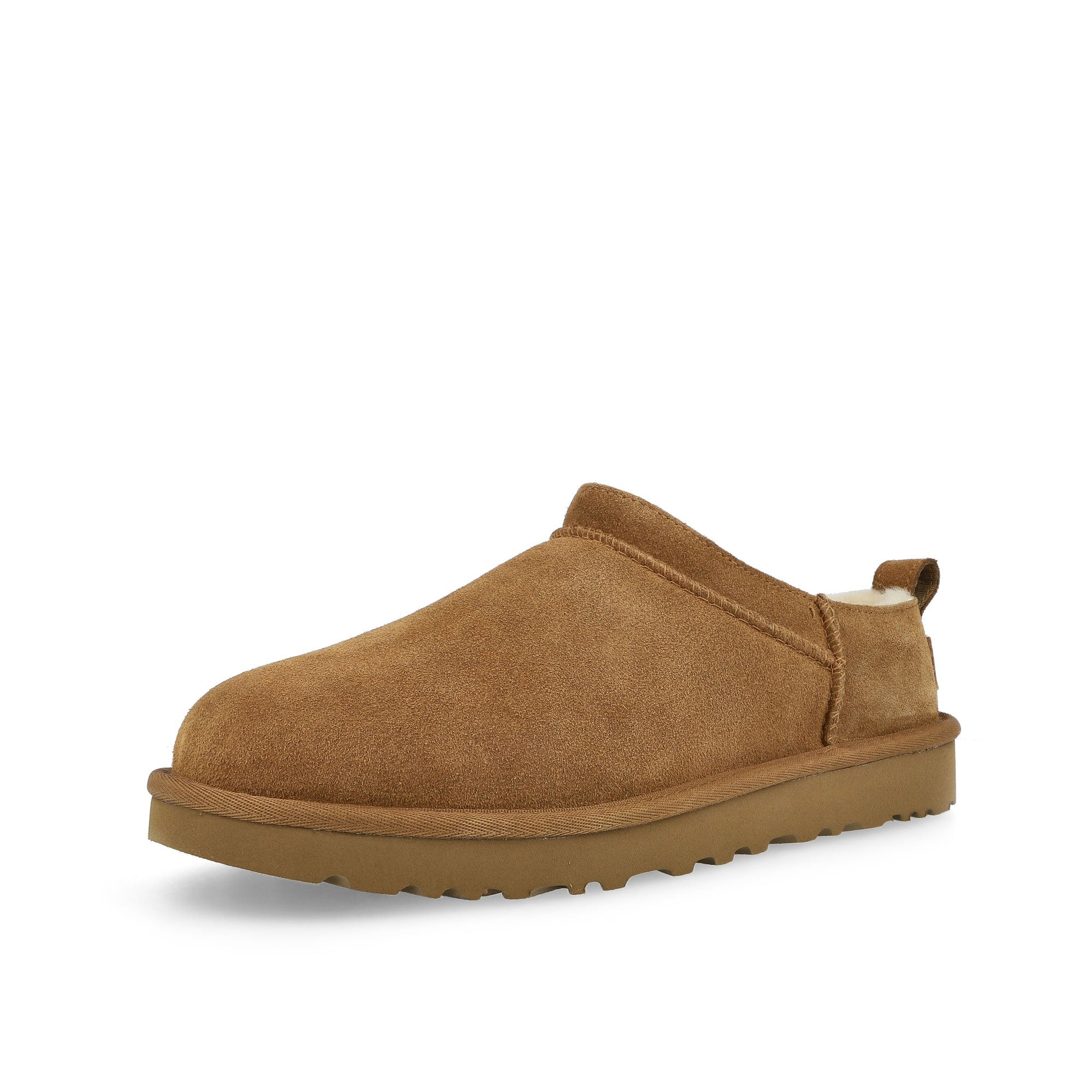 UGG W Classic Micro Chestnut Boots 1173891-CHE Close-up | Overkill

