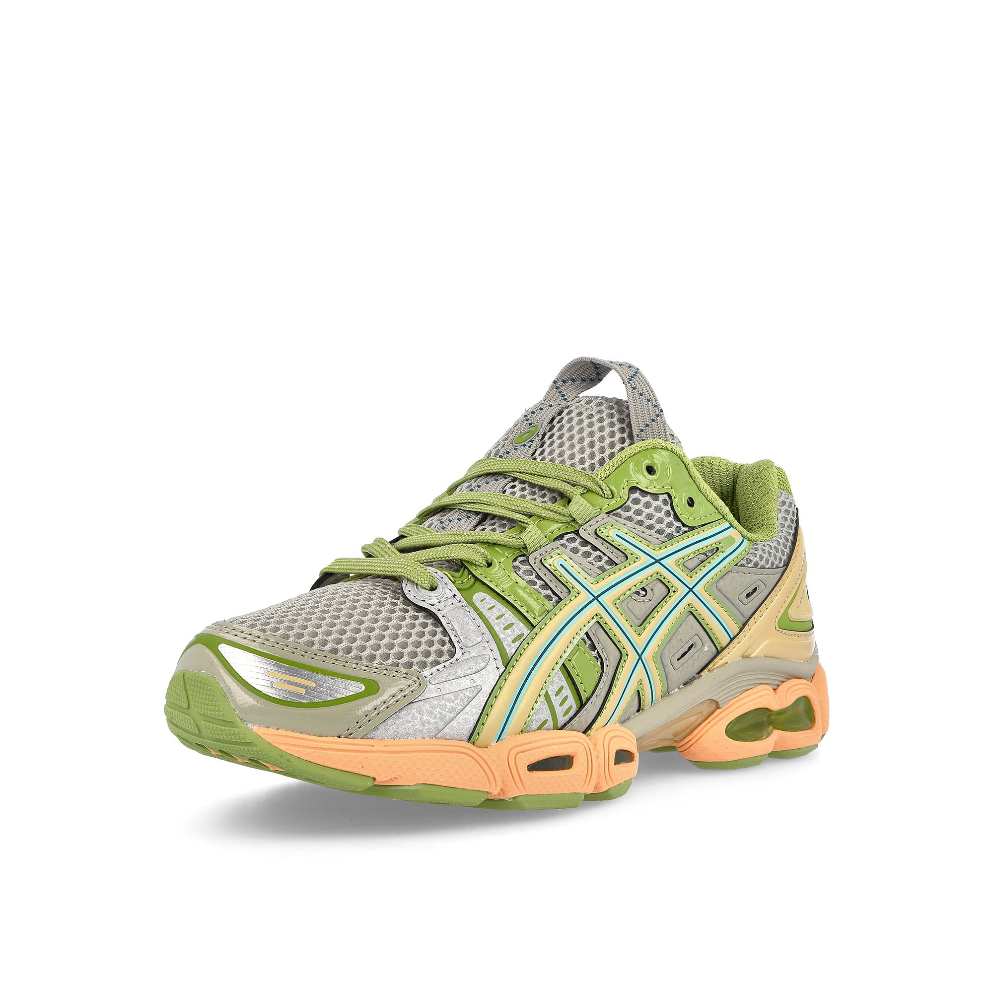 Asics wmns ub3-s gel-nimbus 9 Abbey Stone-Champagne Sneakers  Close Up | Overkill