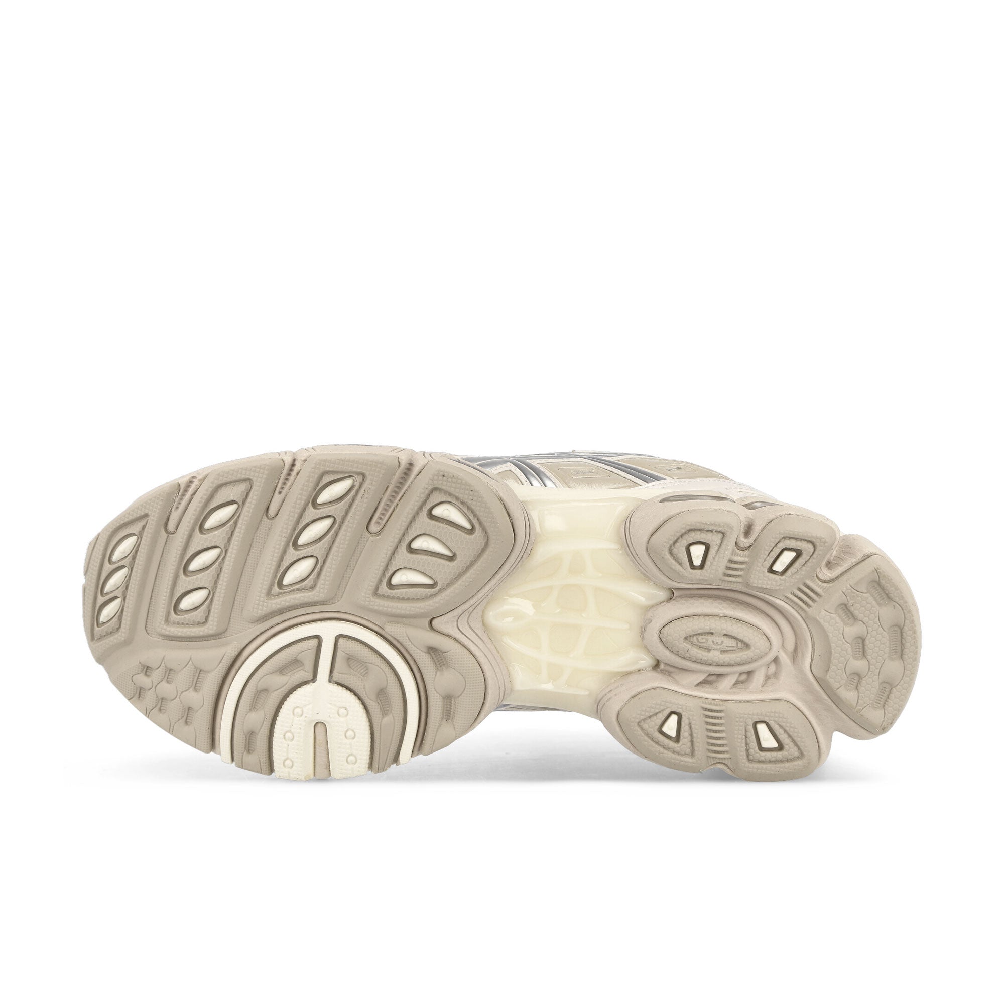 Asics Gel-Nimbus 9 Cream / Mineral Beige Low Top Sneakers  Detail View 1 | Overkill