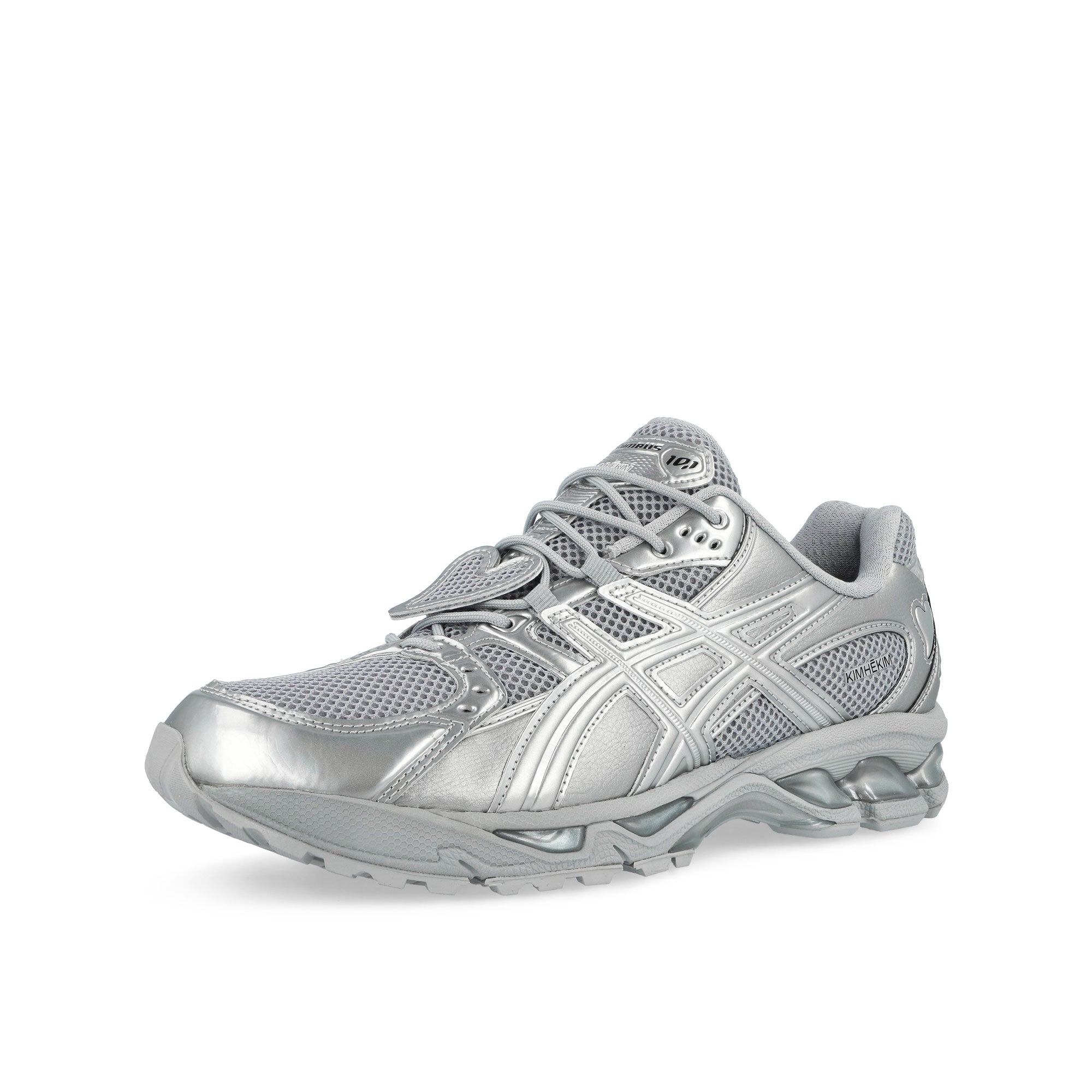 Asics Gel Nimbus 10.1 Pure Silver / Pure Silver Low Top Sneakers 1203A833-020 Close-up | Overkill
