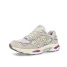 Asics Gel-NYC 2.0 White / Cream Low Top Sneakers 1203A895-101 Close-up | Overkill
