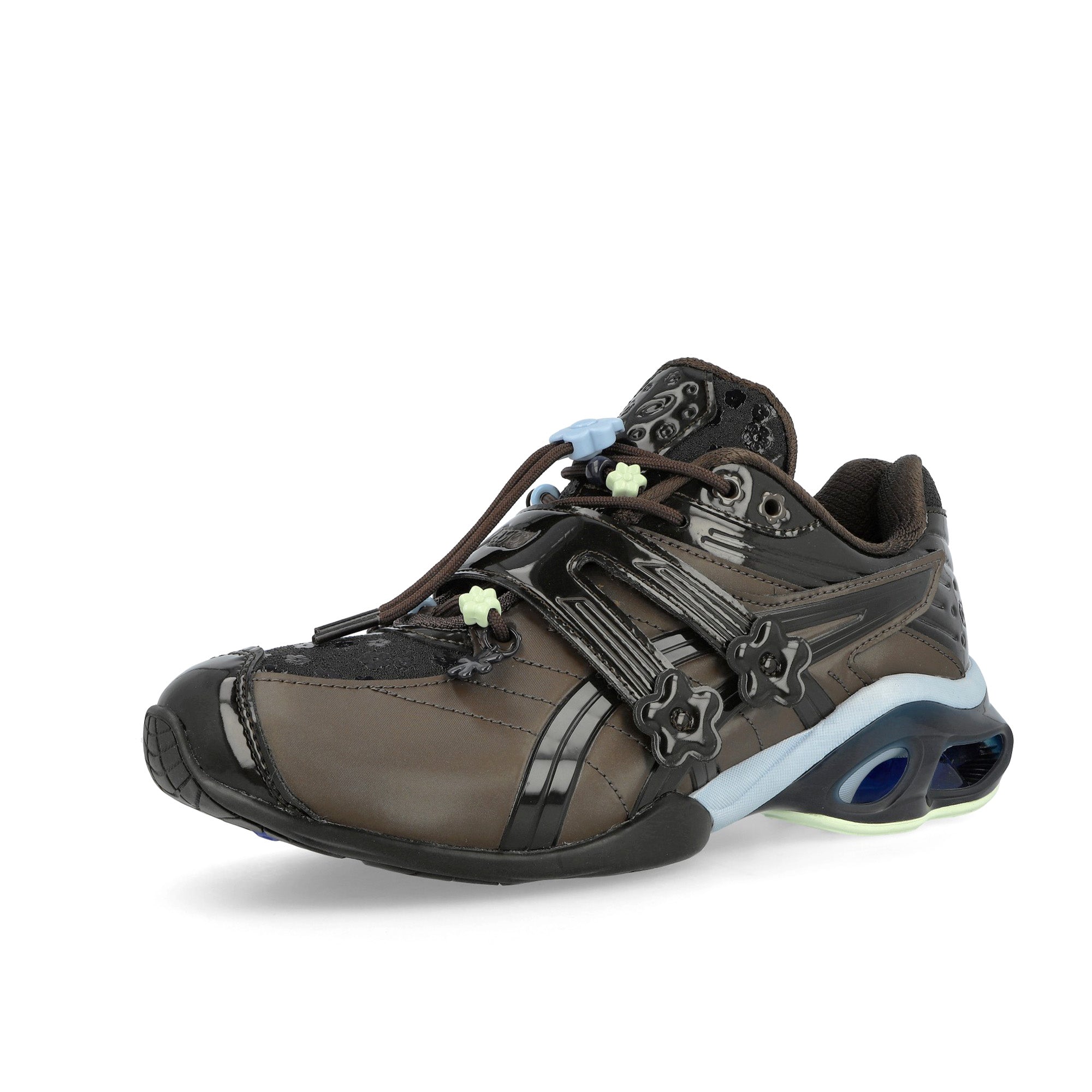 Cecilie Bahnsen x Asics Gel-Kinetic FR Black / Black Coffee Sneaker 1203B171-001 Close-up | Overkill
