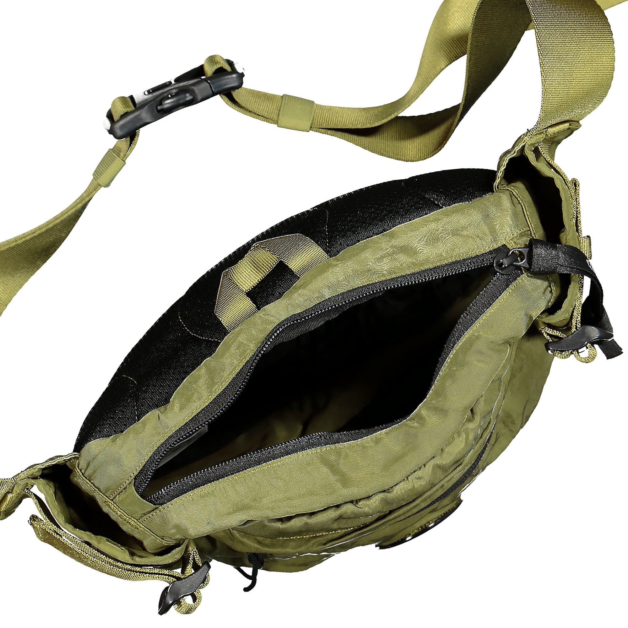 C.P. Company Nylon B Crossbody Pack Green Moss Shoulder & Cross Body Bags Detailfoto | Overkill