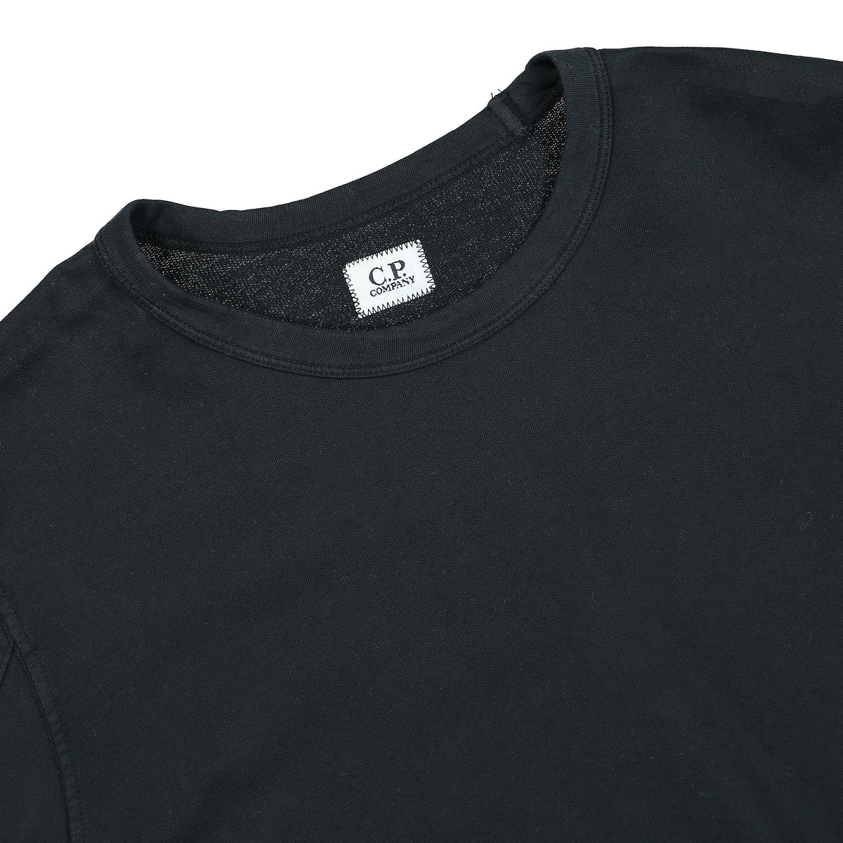 C.P. Company Light Fleece Crew Neck Sweatshirt Black Sweatshirts Close-up | Overkill