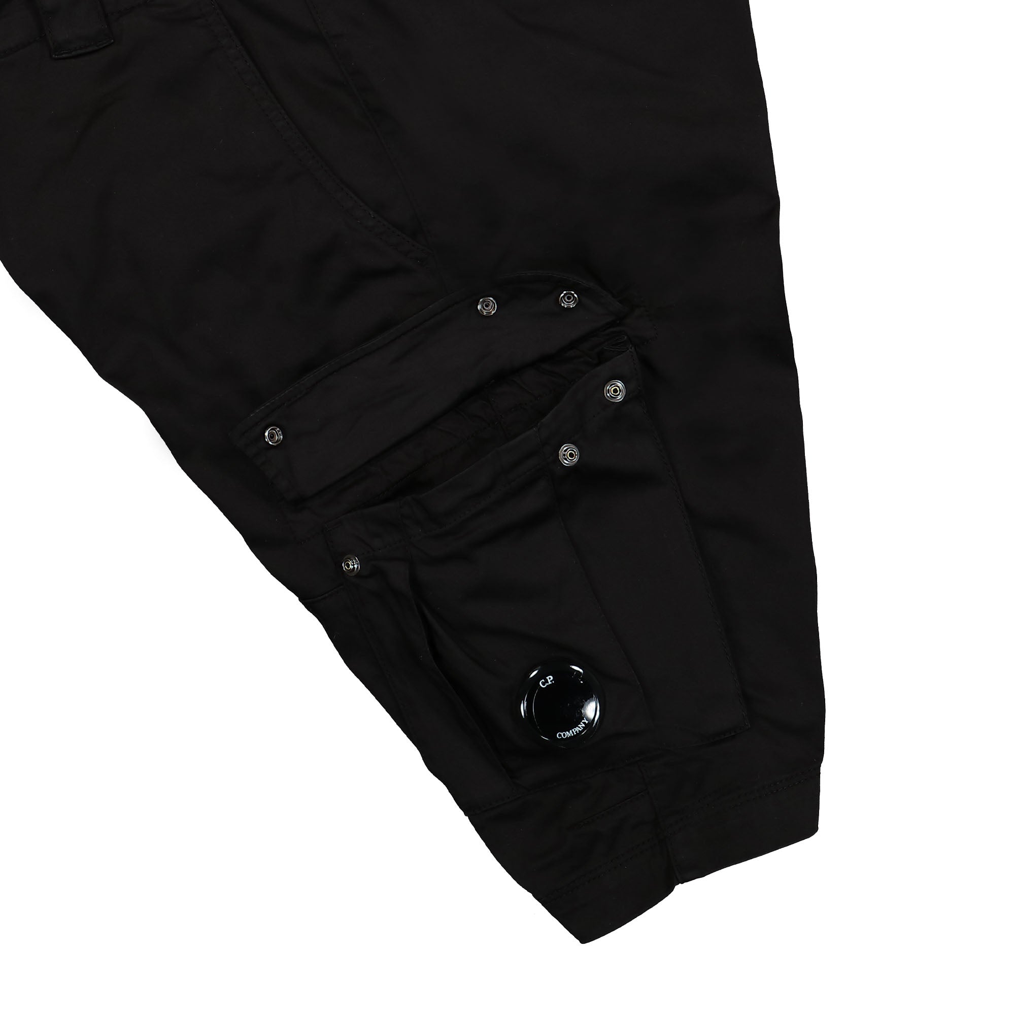 C.P. Company Stretch Sateen Cargo Shorts Black Shorts Detail view 3 | Overkill