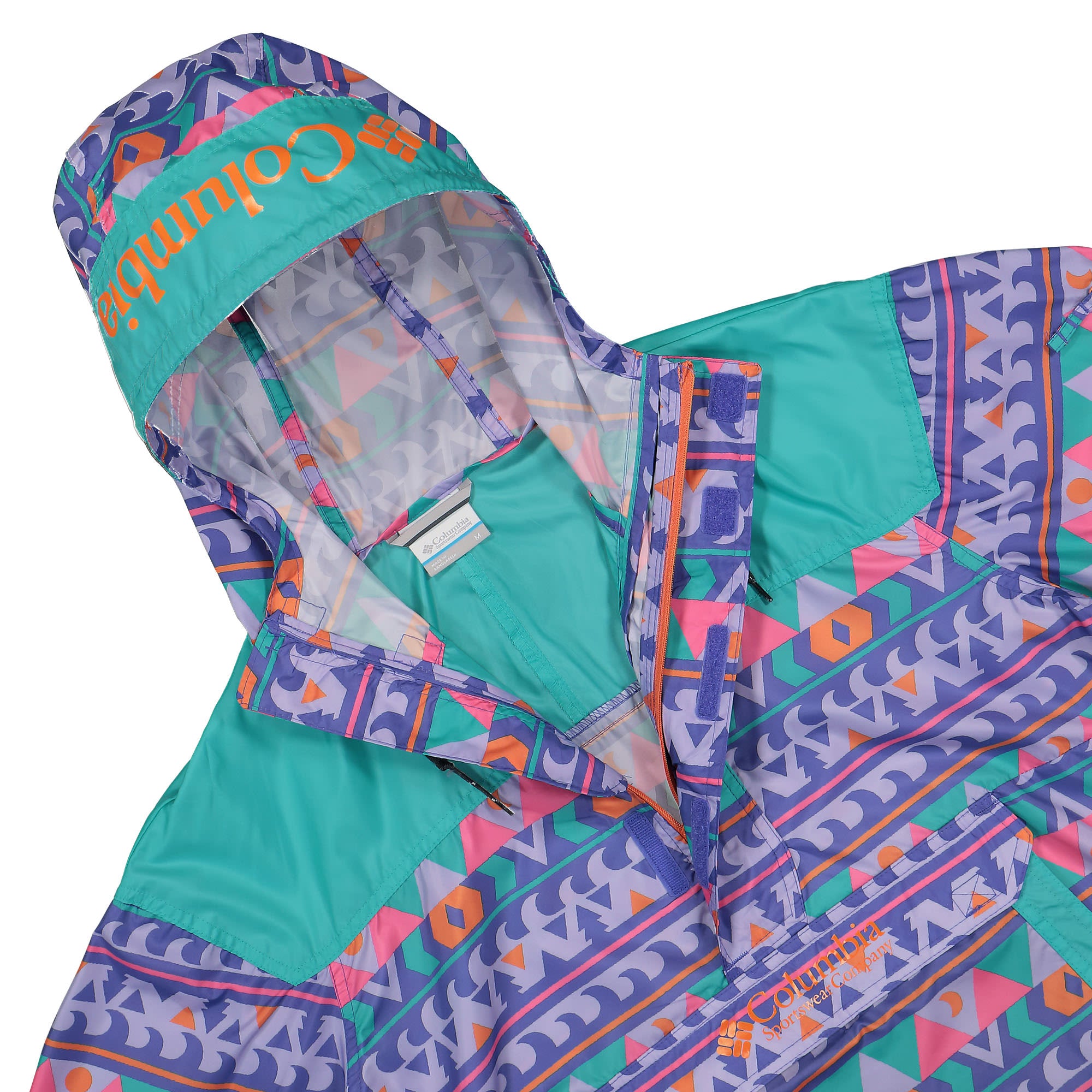 Columbia Challenger Windbreaker Purple Lotus Camp Blanket / Aqua Windbreaker Close-up | Overkill