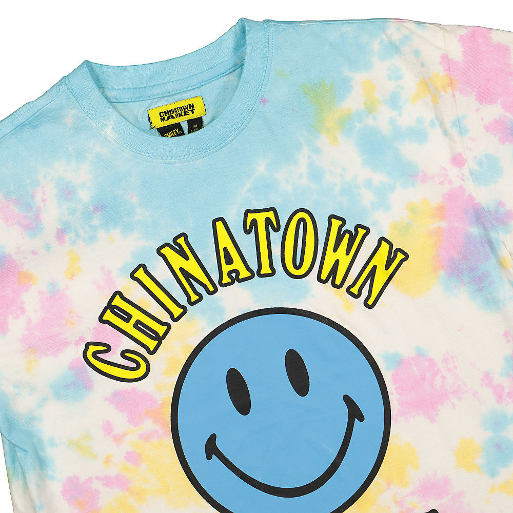 Chinatown Market Smiley Multi Tee Tie Dye Tie Dye Purple T-Shirts Close-up | Overkill