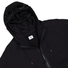 C.P. Company Diagonal Raised Fleece Goggle Sweatshirt Black Zip Hoodie 19CMSS715A-005086W 999 Detailfoto | Overkill
