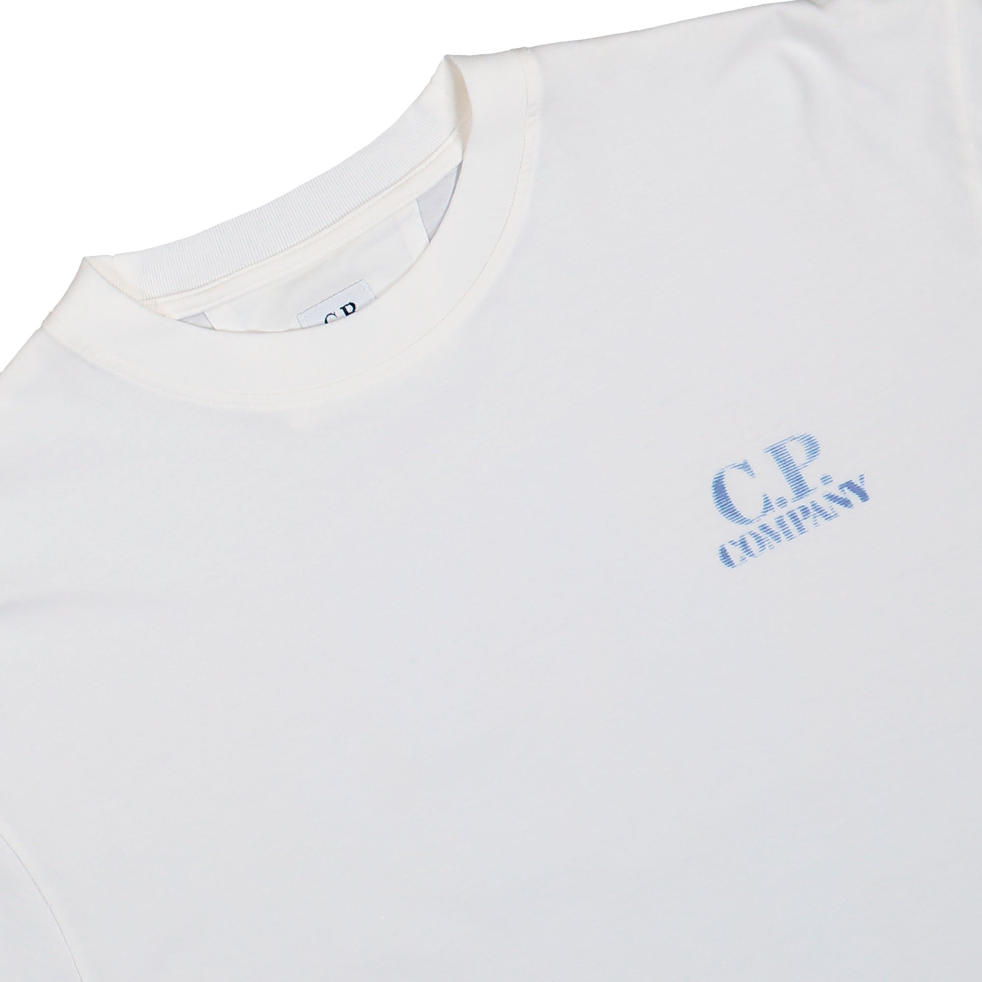 C.P. Company 30/1 Jersey Comfort Logo T-Shirt Gauze White T-Shirt 20CMTS143A-110579W 103 Close-up | Overkill
