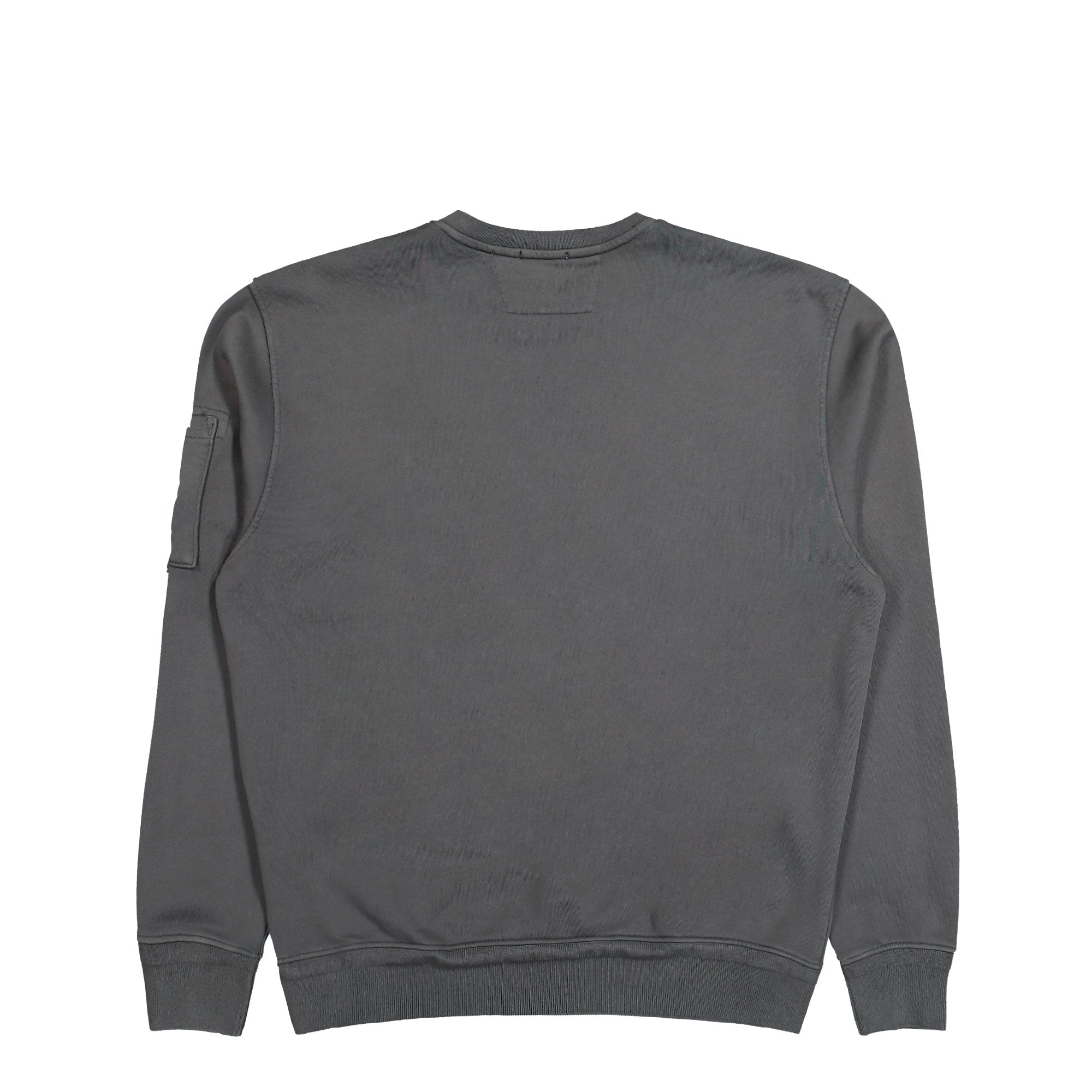 C.P. Company Cotton Diagonal Fleece Crewneck Lens Sweatshirt Gunmetal Sweatshirt 20CMSS036A-110044R 921 Close-up | Overkill
