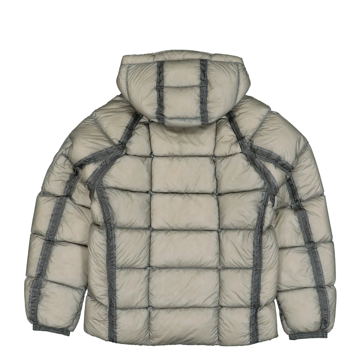C.P. Company D.D. Shell Hooded Puffer Jacket Flint Grey Jackets 21CMOW702A-110416A 936 Close-up | Overkill
