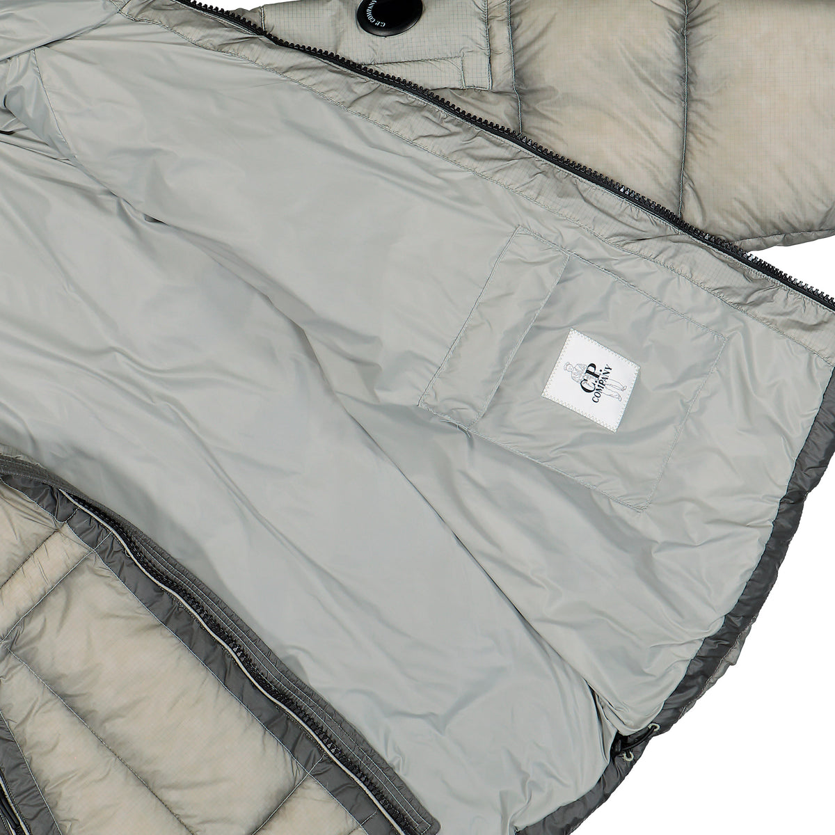 C.P. Company D.D. Shell Hooded Puffer Jacket Flint Grey Jackets 21CMOW702A-110416A 936 Detail View 3 | Overkill
